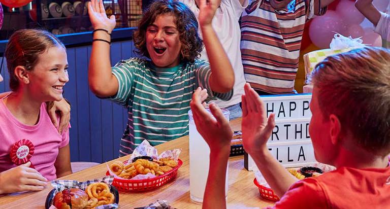 KIDS AND TEENS BIRTHDAY PARTIES AT TIMEZONE