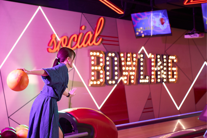 Social Bowling